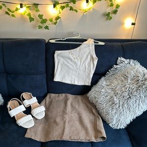 Selling both top and bottom!! Both are Medium